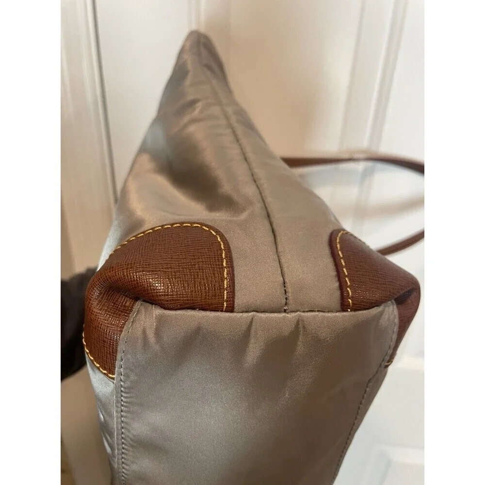 Dooney & Bourke Gray Nylon Large Wayfarer Zip Tote Shoulder Bag Purse